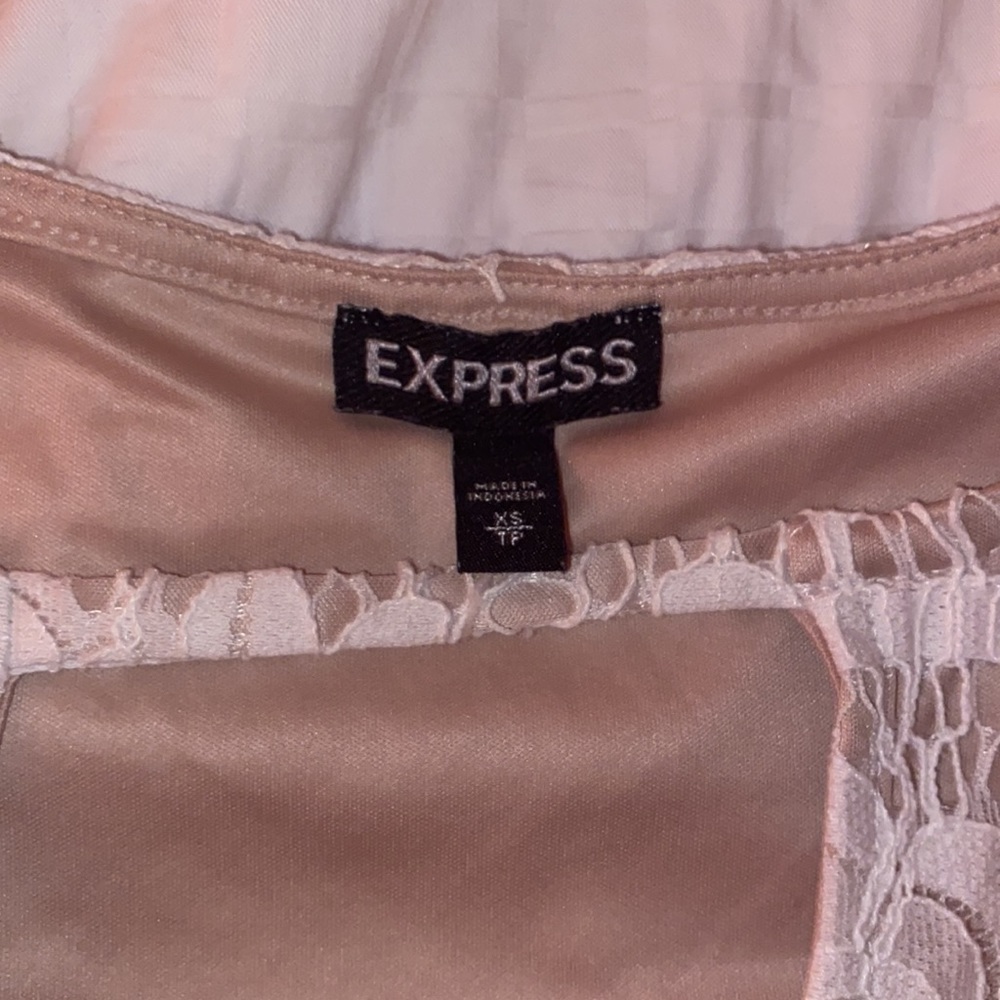Express Top - Picture 4 of 4